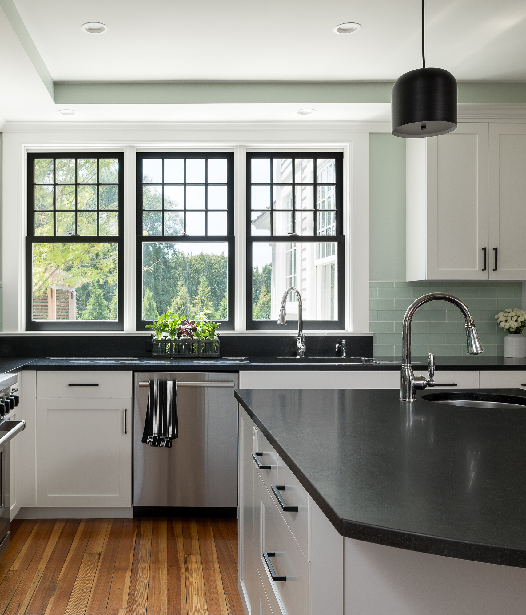 The Best Low-Maintenance Kitchen Finishes